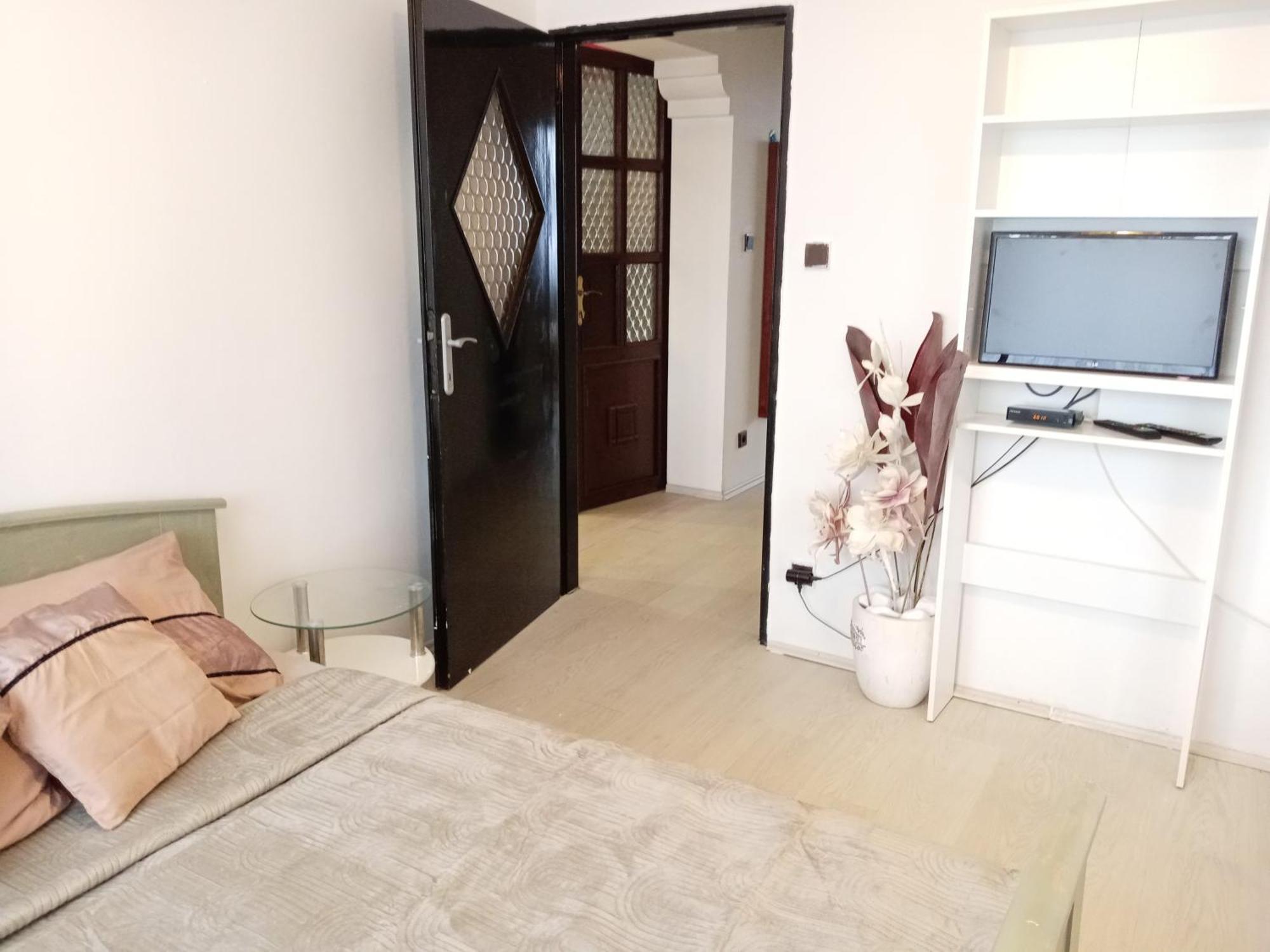 Apartments Alena - קרלובי וארי מראה חיצוני תמונה
